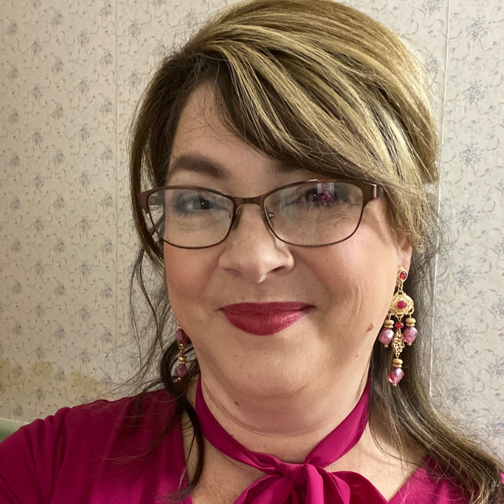 Meet your Posher, Tiffany